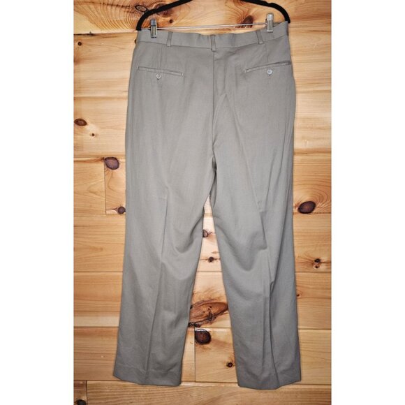 Kenneth Cole Reaction Men's Pants 34/Short Pleated Front Tan Beige 100% Wool - Picture 10 of 13